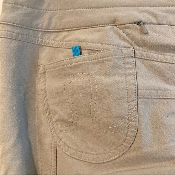 LULULEMON Sz 10 Carry Less Wide Leg Pockets Snap Button  Zipper Vintage Pants - Picture 9 of 11